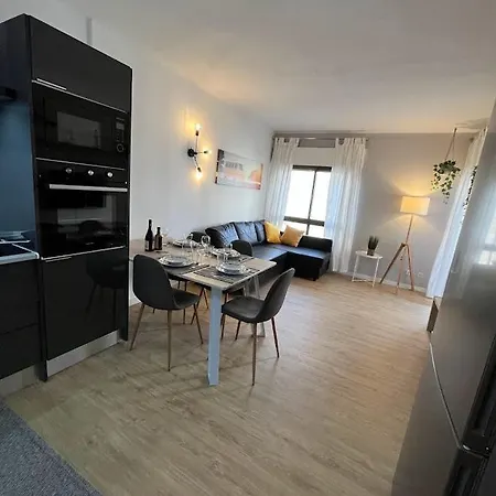 Appartement Flat In *